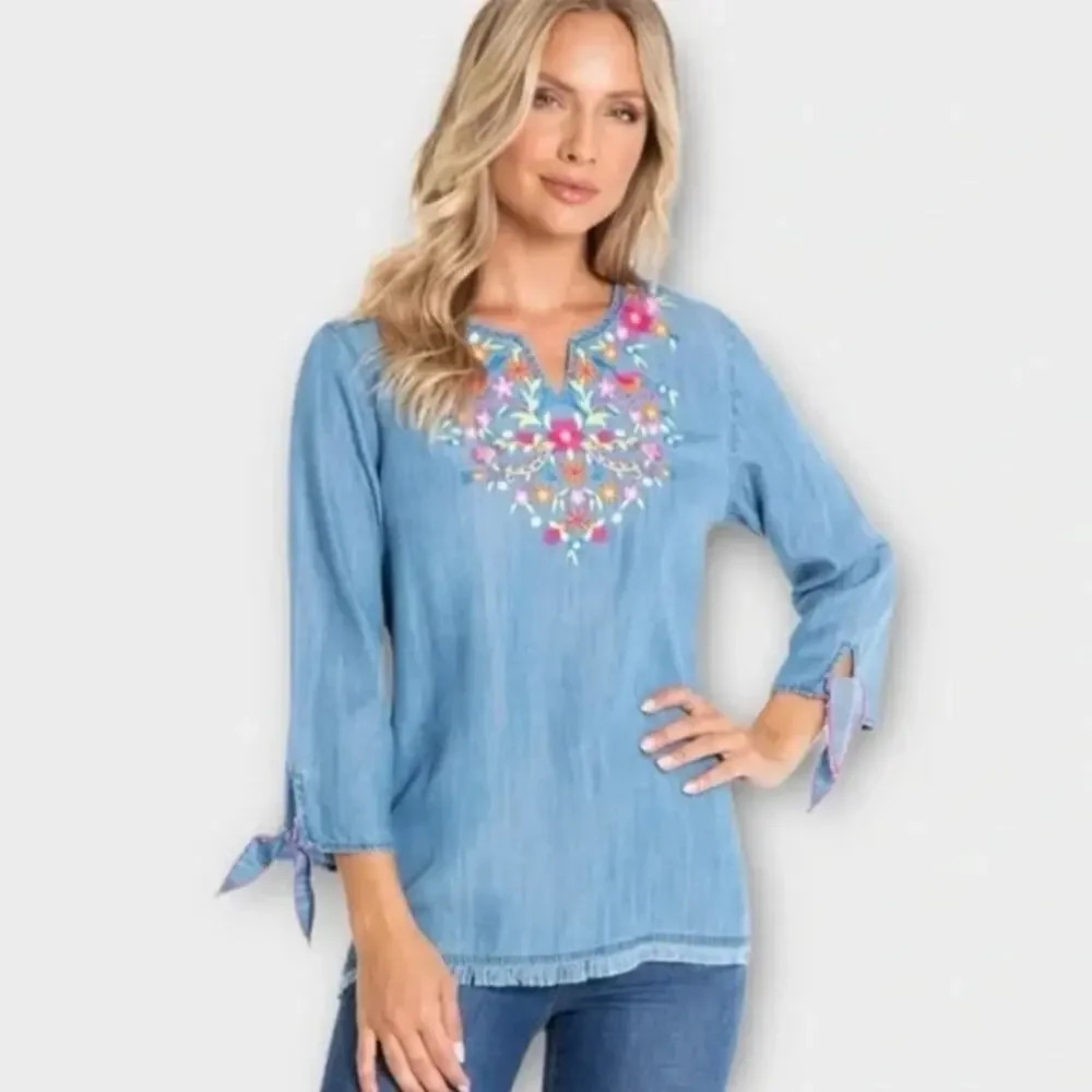 Multiples 3/4 Tie Sleeve Notch Neck Raw Hem Embroidered Top Size Medium